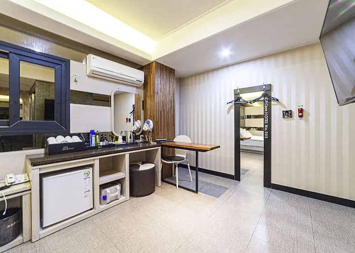 Hotel Station Popcorn